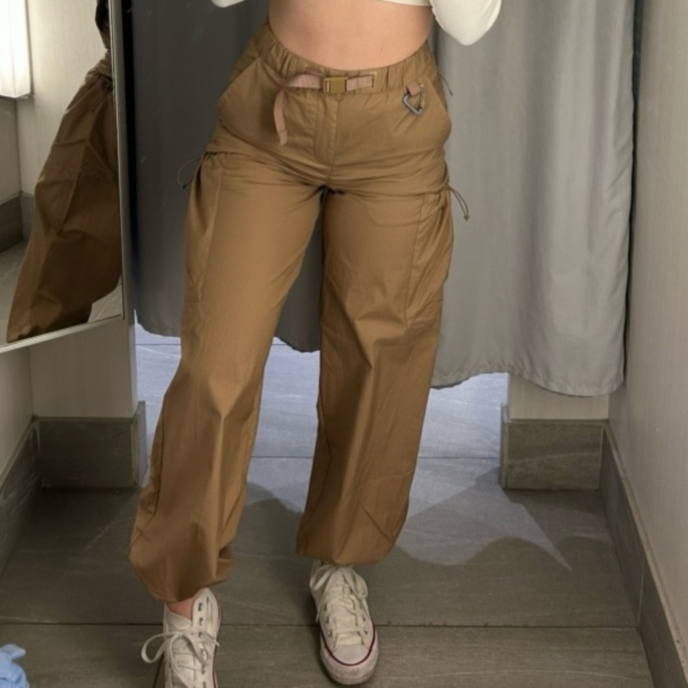 H&M Beige Cargo Pants